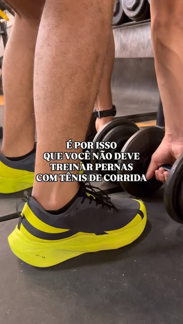 Vídeo do Instagram: por que não treinar pernas com tênis de corrida